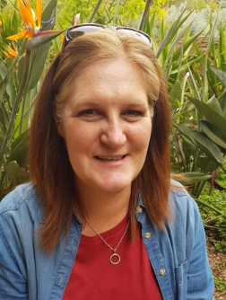 <em>Nuria López</em>