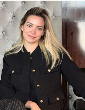 <em>Marcela Sánchez</em>