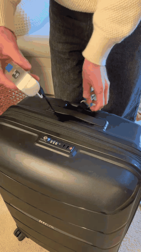 balanza-maletas-gif-1.gif