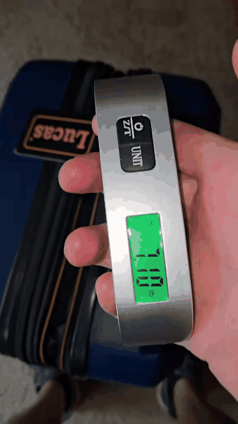 balanza-maletas-gif-2.gif