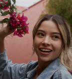 <em>Carla Campos</em>