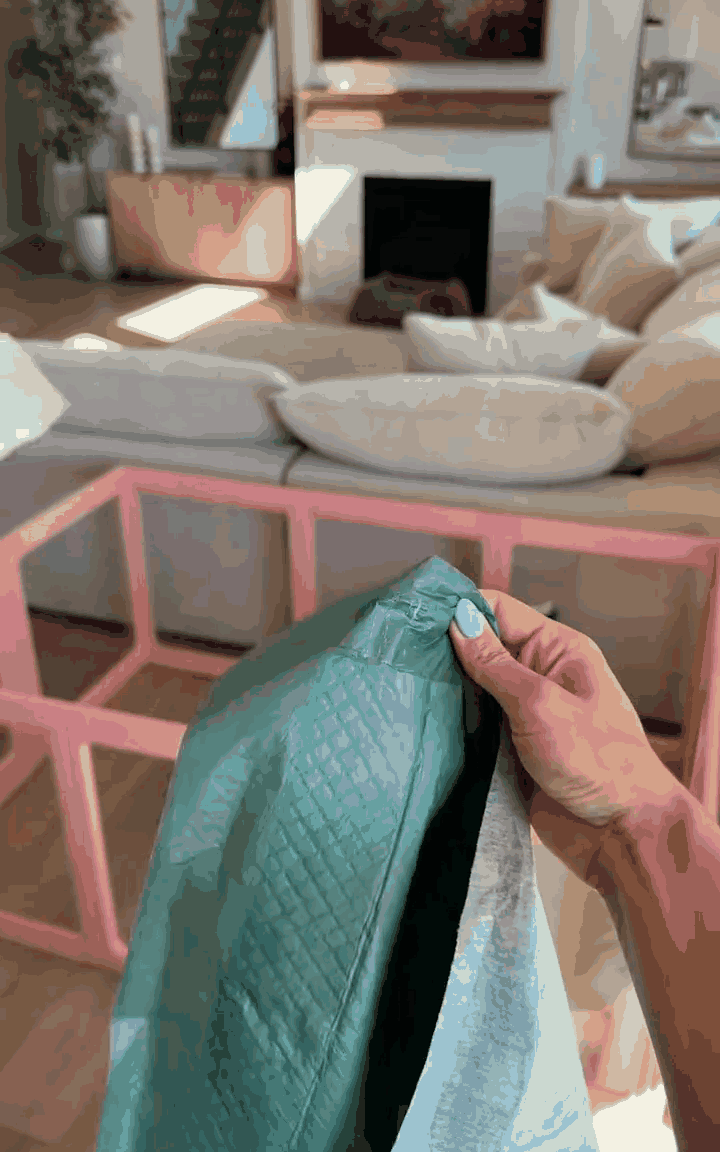 empapadores-feromonas-gif-2.gif
