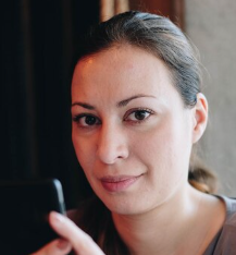 <em>Marcela Sánchez</em>