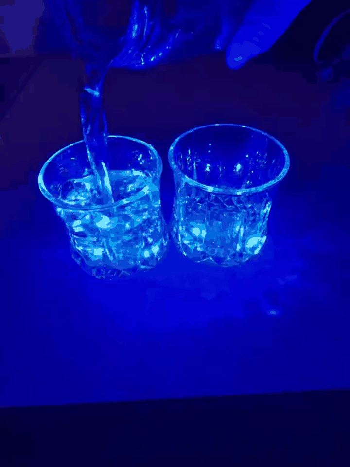 vaso-led-liquido-gif-2.gif